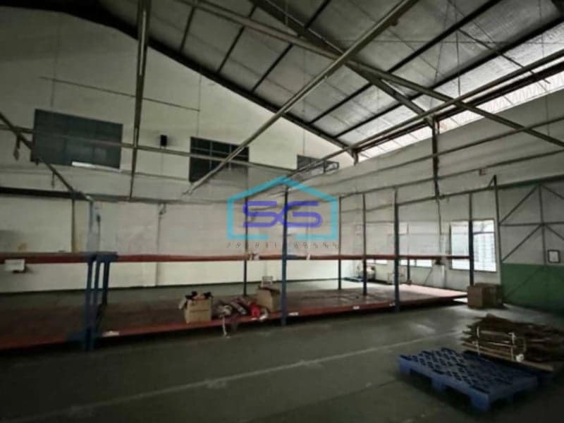 Dijual Gudang Luas Bangunan  17857 m² Lokasi Strategis di Bawen Semarang