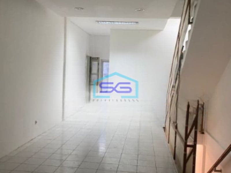 Disewakan Ruko 3 Lantai Luas Bangunan  229 m² Lokasi Cimone Tangerang