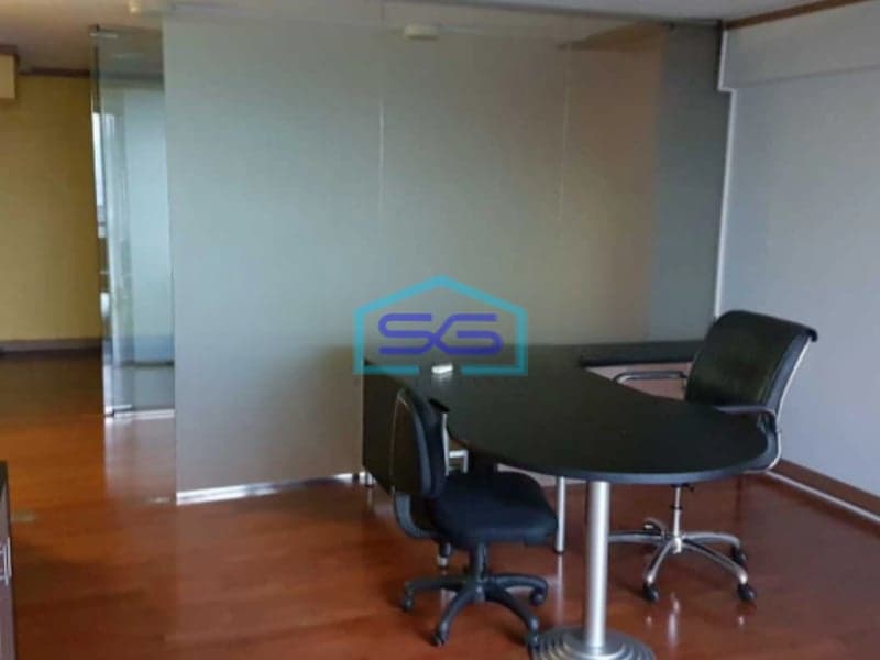 Disewakan Gedung Kantor Furnished Luas 100m2 di Jakarta Pusat