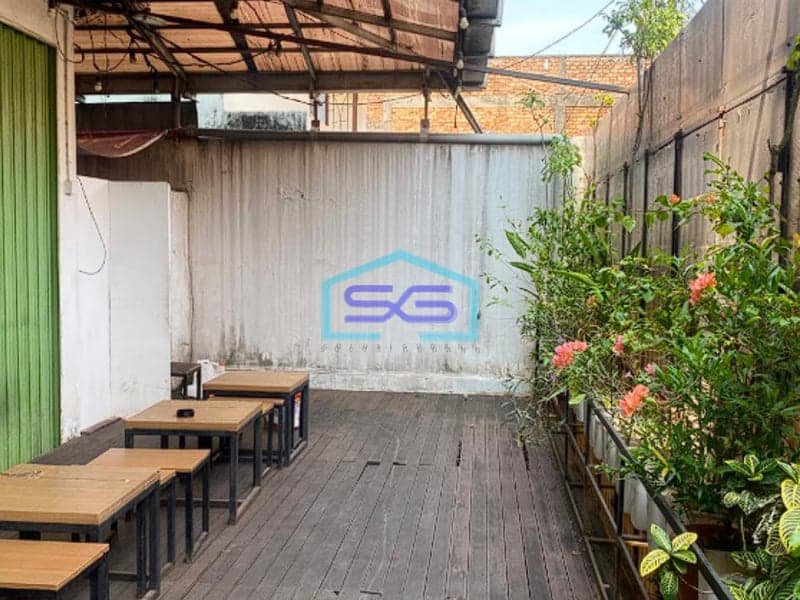 Dijual! Ruang Usaha Ex Gedung Resto Strategis di Pusat Kota Palembang LB 504m2