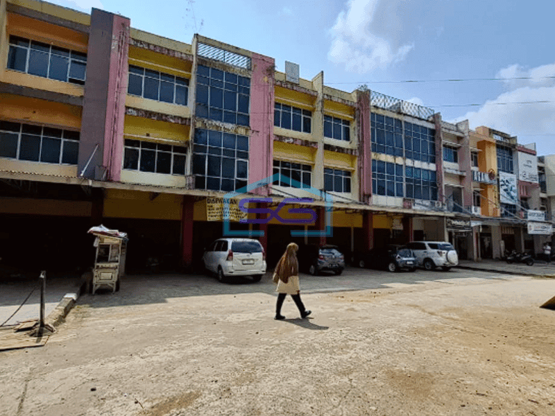 Disewakan Ruko Gandeng di Jalan Way Hitam Pakjo Palembang LB 210m2