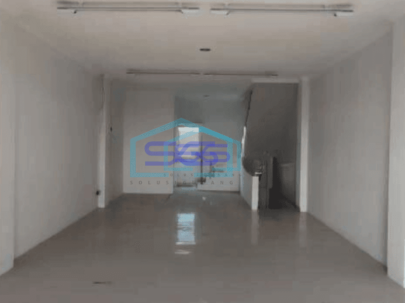 Disewa Ruko  Cepat Lokasi Mainroad di Gatot Subroto, Bandung
