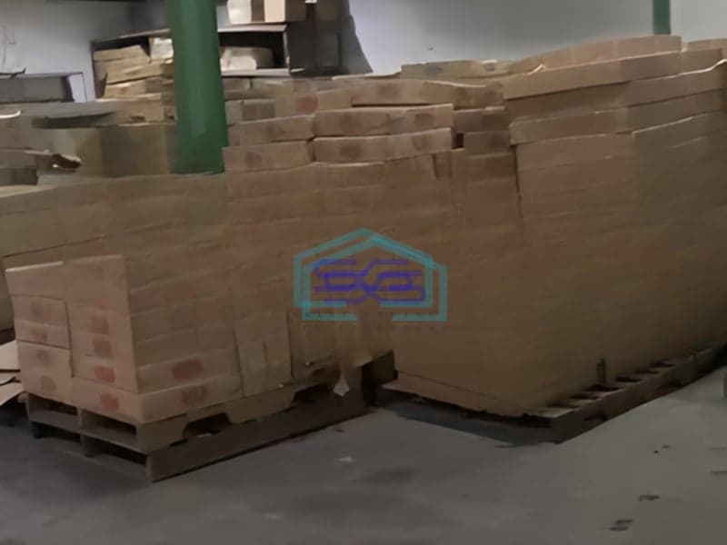 Disewakan Gudang Luas Bangunan 1200 m² Ada Lift Barang Lokasi Kamal Jakarta Utara