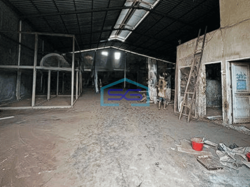 Disewakan dan dijual gudang 1200m2 bagus di Cipondoh