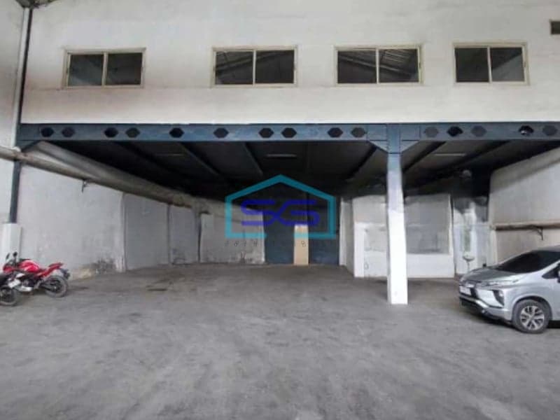 Dijual Gudang Lokasi Bebas Banjir di Margomulyo Surabaya Luas Bangunan  1662 m²