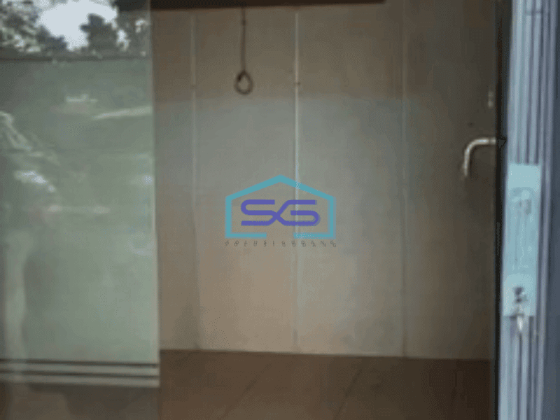 Dijual Cepat Ruko 3 Lantai Luas Bangunan  160 m² di Taman Palem Jakarta Barat