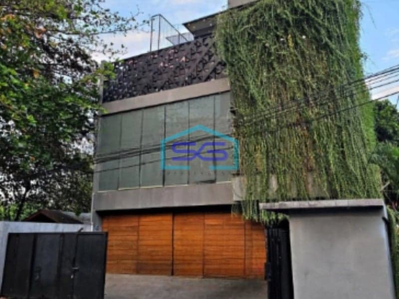 Dijual Mini Gedung Kantor Strategis Siap Pakai di Cilandak Barat di Jakarta Selatan LB 778m2