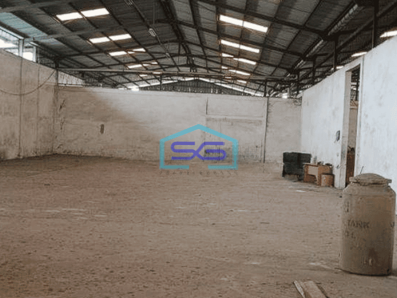 Dijual gudang luas bagus di Jl Raya Curug Tangerang