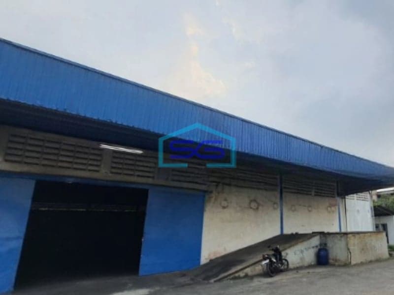 Disewakan Gudang Akses Container Luas Bangunan  1414 m² di Bekasi