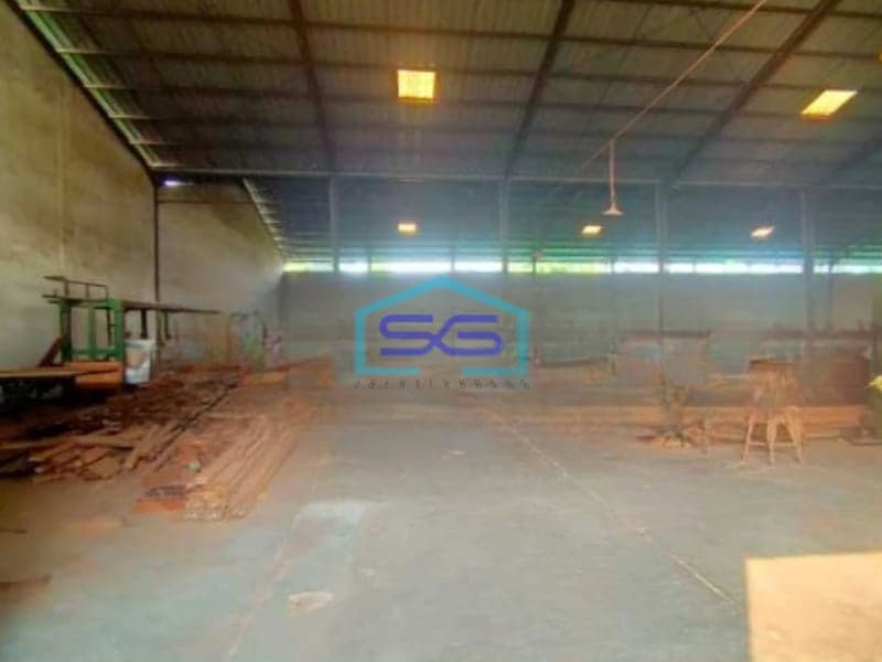 Dijual Gudang Luas Bangunan  3000 m² Lokasi Pasar Kemis Tangerang