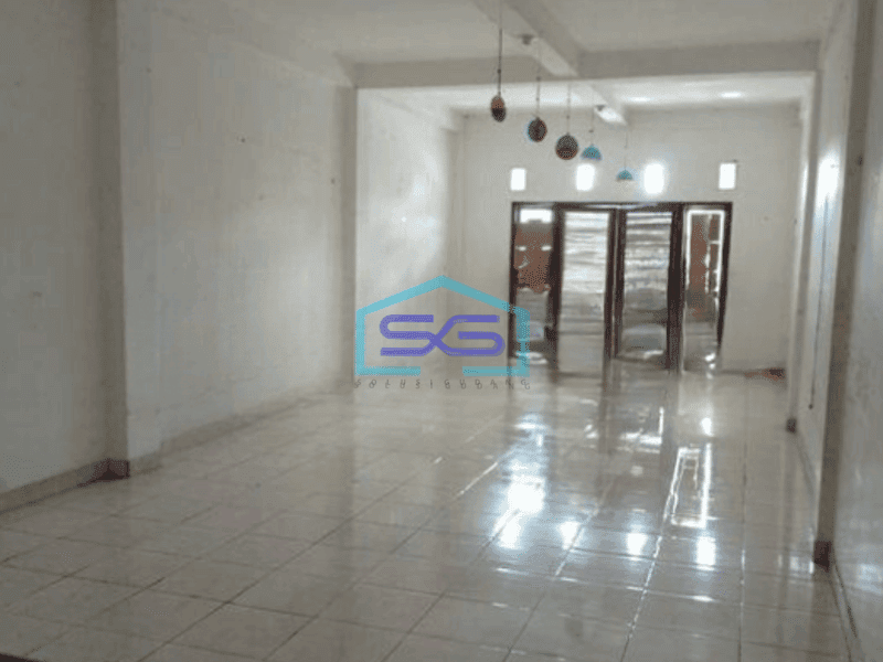 Disewakan Ruko 3 Lantai Area Strategis di Gatot Subroto Denpasar