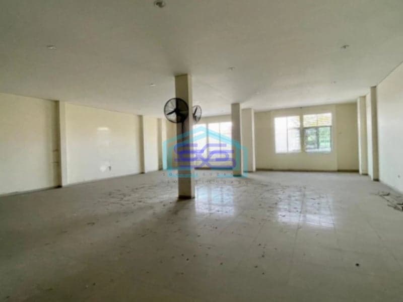 Disewakan Ruko 2 Lantai Strategis di Jalan Ir Juanda Solo LB 354m2