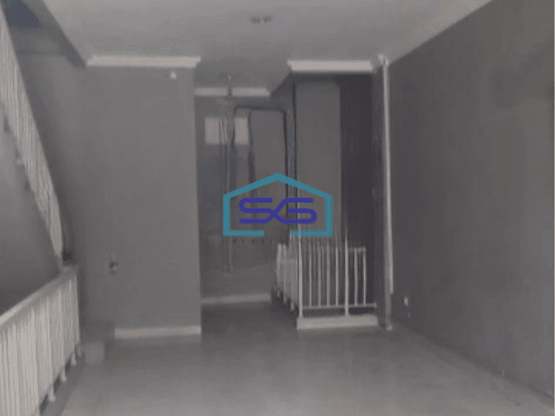 Disewakan Ruko 3 Lantai Luas Bangunan 236 m² di Green Lake City Jakarta Barat