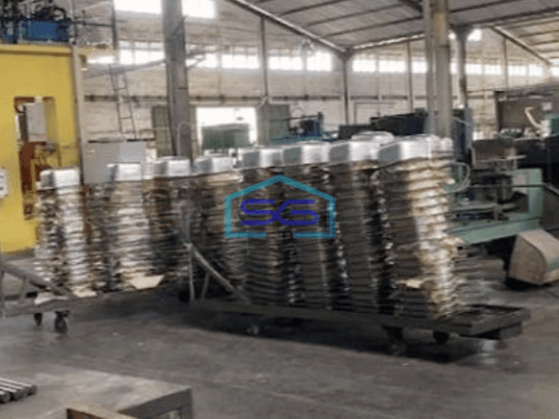 Dijual Gudang Luas Bangunan  110000 m² di Pasar Kemis Tangerang