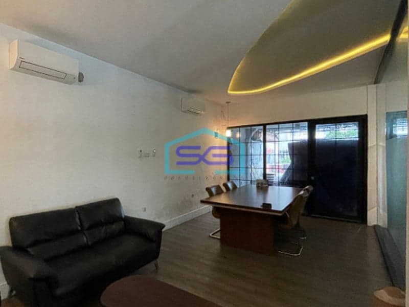 Dijual Tanah + Ruang Usaha Lokasi Strategis Jalan Demang Lebar Daun Palembang