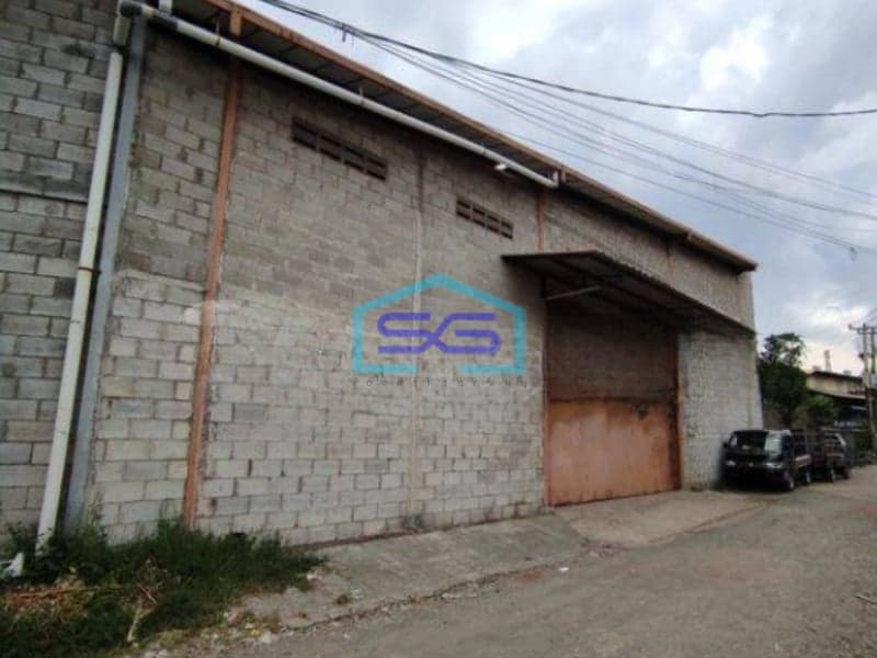 Disewakan Gudang Kawasan Industri Akses Tronton 40 Feet di Sadang Rahayu Bandung LB 450m2