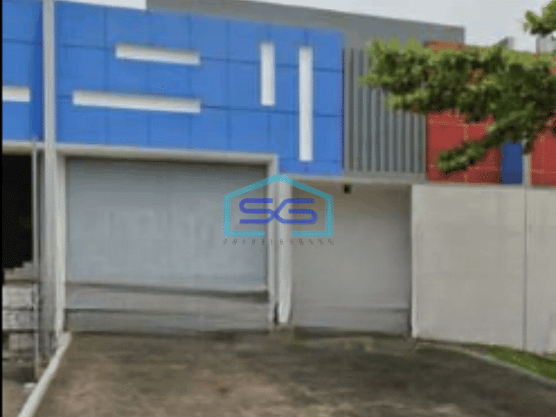 Dijual Gudang Luas Tanah  564 m² Lokasi Strategis di Telukjambe Karawang