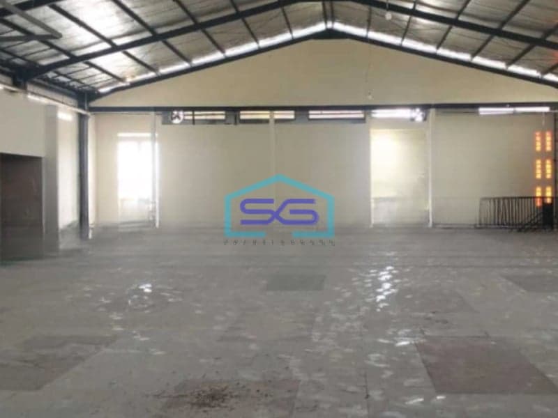 Dijual Ruko 2 Lantai Luas Tanah 860 m² Lokasi Strategis di Semarang