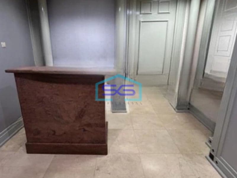 Disewakan Kantor Luas Bangunan 218 m² Lokasi Sudirman Jakarta Selatan