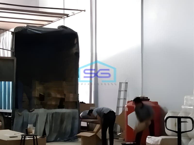 Disewakan Gudang Ada Kantor Luas Tanah 540 m² Lokasi Bebas Banjir di BSD Tangerang