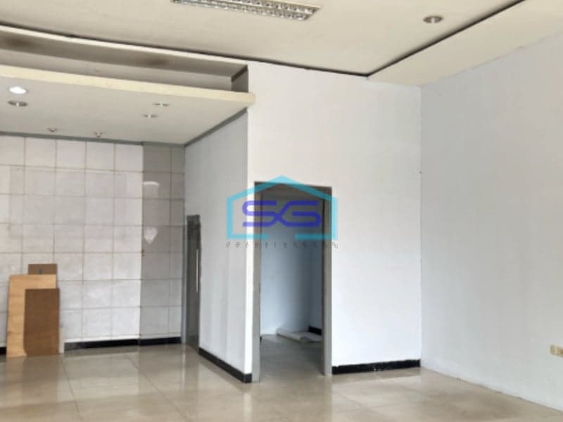 Disewakan Sayap Ruko 3.5 Lantai Siap Usaha Baru Cat Ulang di BKR Bandung LB 315m2