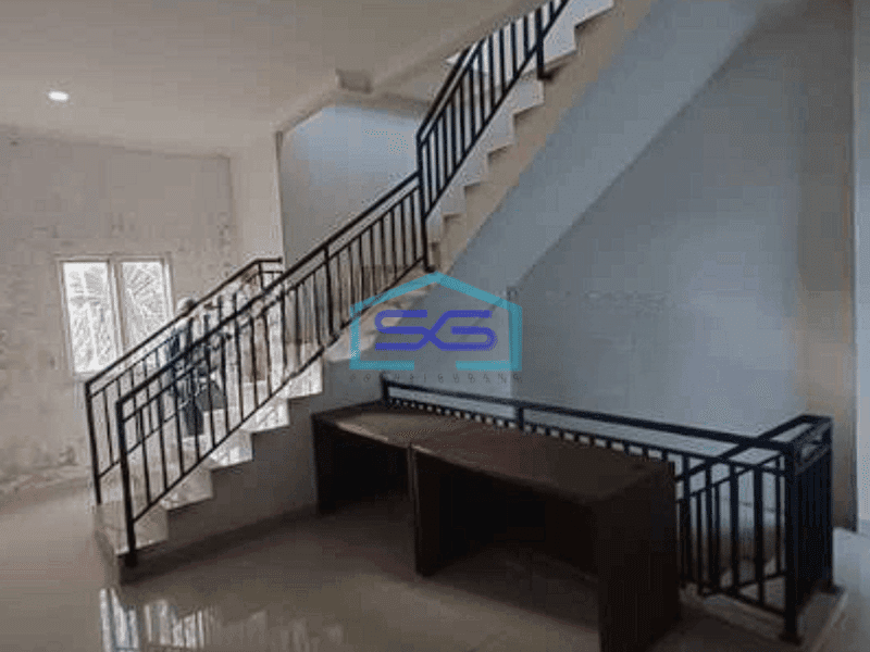 Disewakan Ruko Gandeng Strategis Jl. Kebayoran Lama Jakarta Selatan 3,5 Lantai LB 360m2