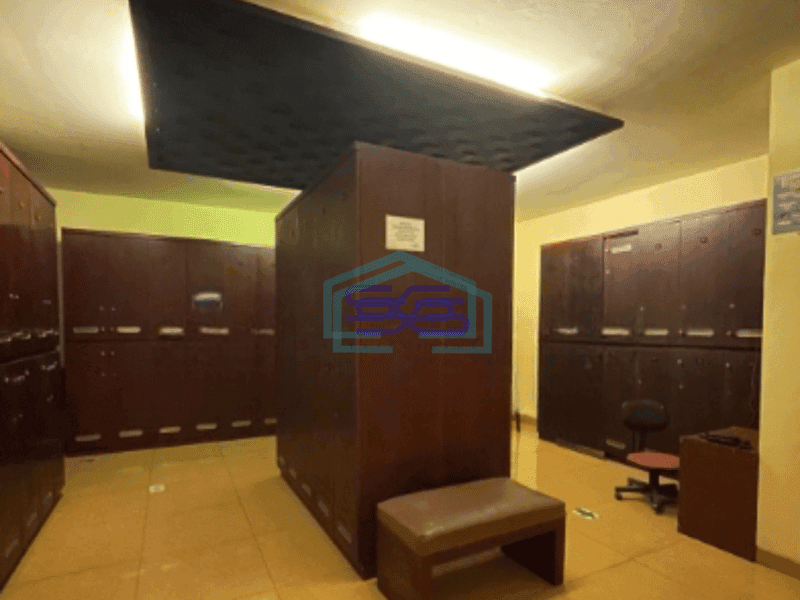 Dijual Ruko Plus Bisnis Sudah Jalan di Pusat Kota Kedungdoro Luas Bangunan 1200 m²