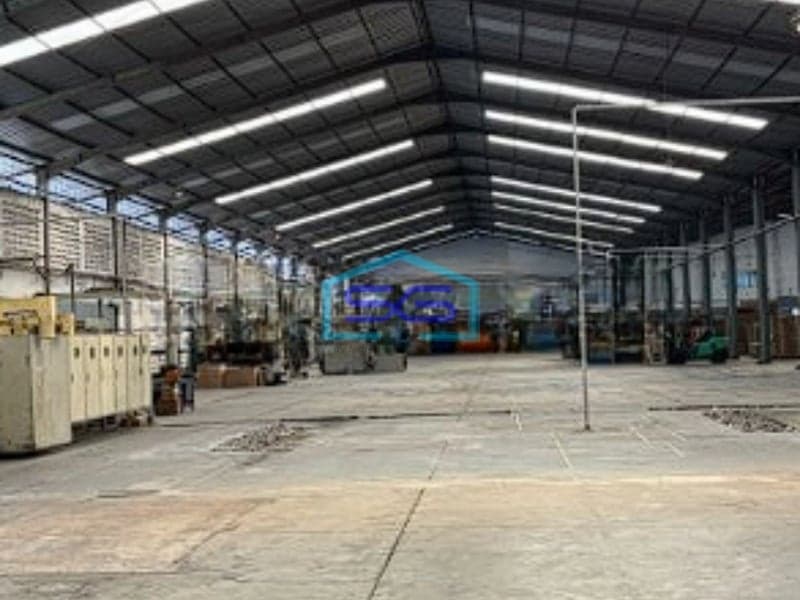 Disewakan Gudang/Pabrik 2 Lantai Di Lippo Cikarang Bekasi LT 8280m²