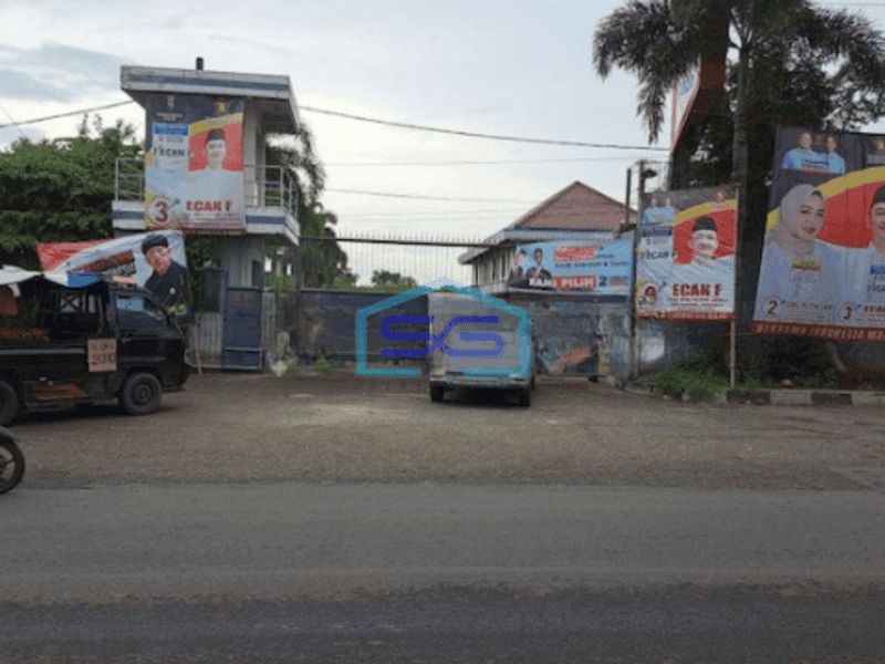 Dijual Tanah Jalan Raya Rengasdengklok Karawang Bonus Bangunan Gudang LT 12000m2