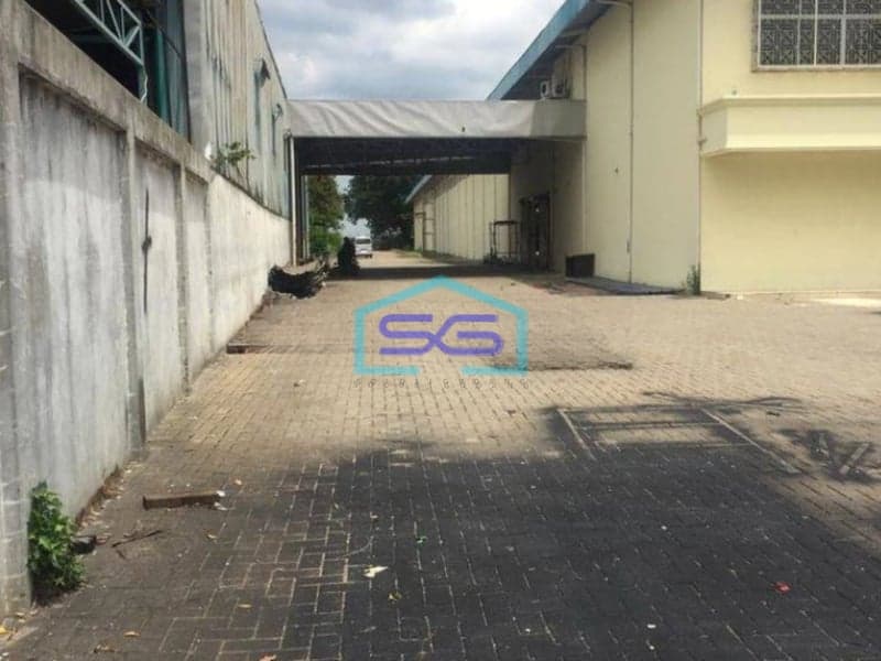 Disewakan Gudang Kapuk Kamal Jakarta Barat 6000m2 Rapi Bebas Banjir Siap Pakai LT 15000m2