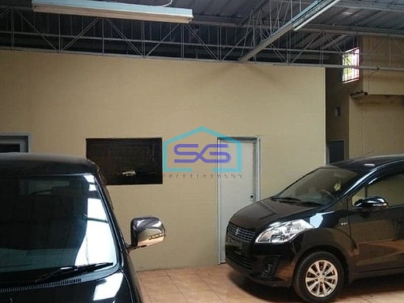 Dijual Ruang Usaha di Jalan Komersil Cocok Untuk Berbagai Usaha di Cipondoh Tangerang LT 240m2