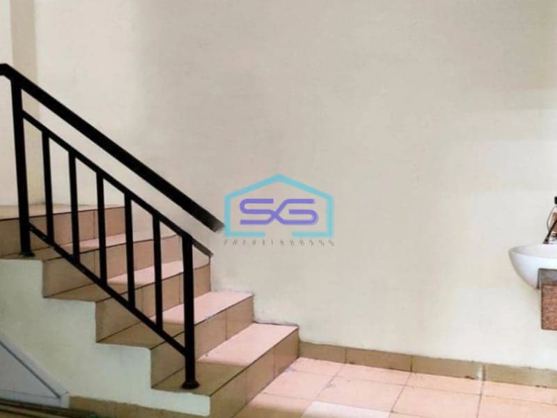 Disewakan Ruko 3 Lantai Dan Terawat Flourite Summarecon Gading Serpong