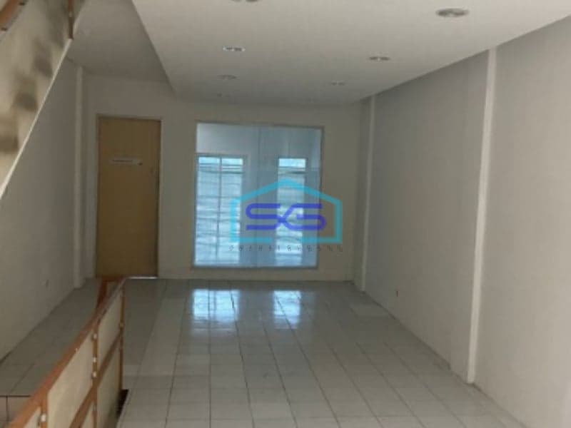 Disewakan Ruko 3 Lantai luas Bangunan 200 m² di Cimone Tangerang