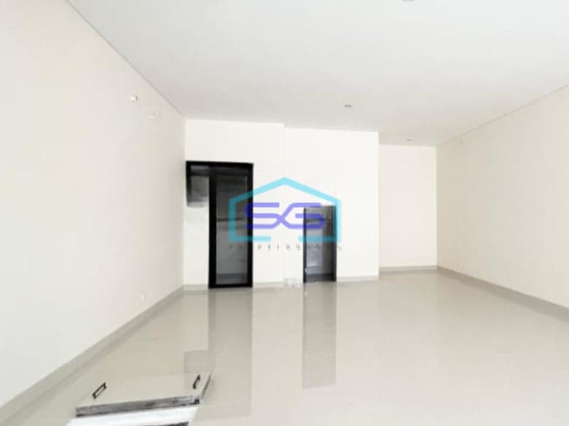 Disewakan Ruko 3 Lantai Luas Tanah  120 m² Lokasi Bebas Banjir di Gading Serpong Tangerang