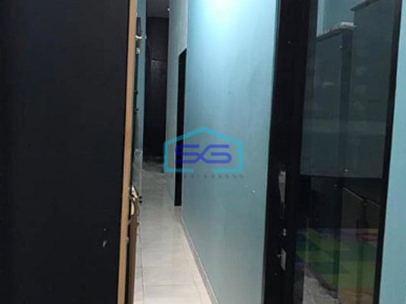 Dijual Ruko Bagus Lokasi Strategis di Taman Cosmos, Jakarta Barat LB 101m2