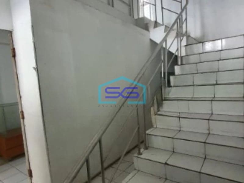 Dijual Ruko Luas Bangunan 300 m² Lokasi Pluit Jakarta Utara