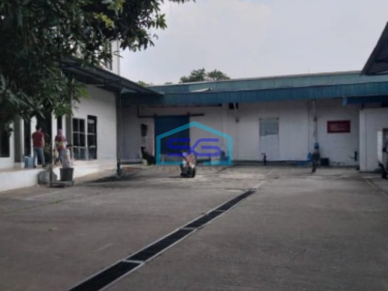 Disewakan Gudang Sudah Renovasi Luas Tanah 3000m2 di Cikunir Bekasi