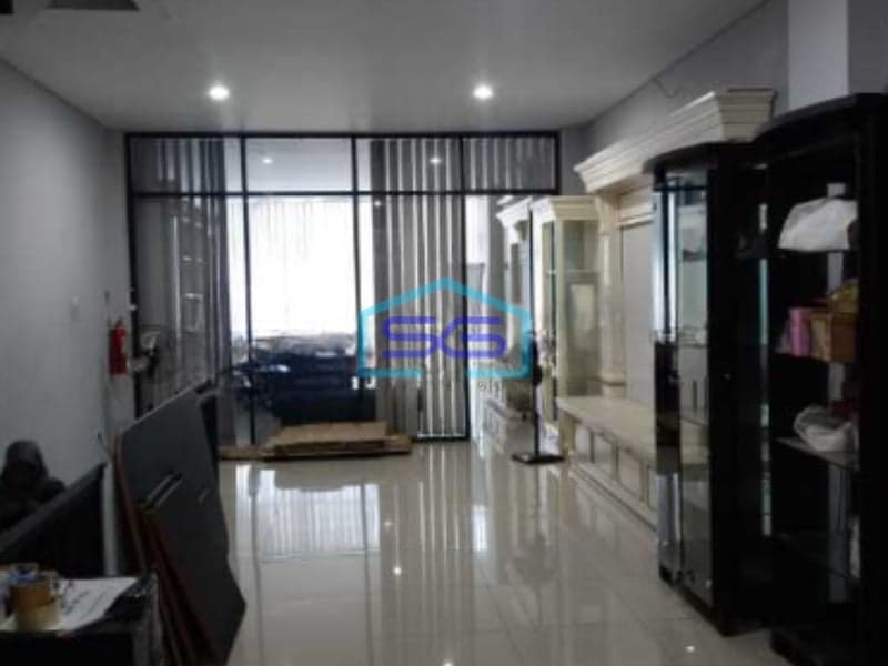 Dijual Ruko Green Ville Jakarta Barat LT 133m2 Termurah Posisi Ramai Di Jalan Besar Bebas Banjir