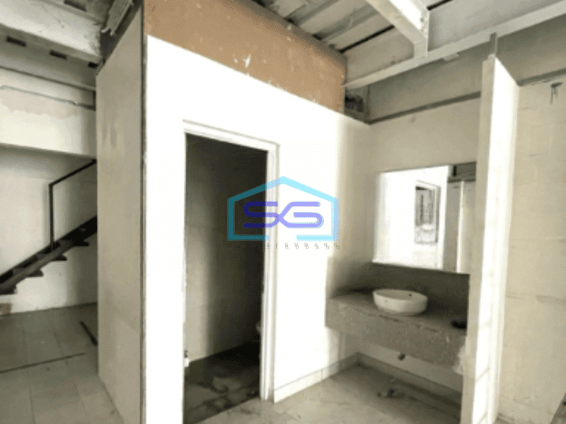 Disewakan Ruko Besar Siap Pakai 1,5 Lantai Di Kemang, Jakarta Selatan