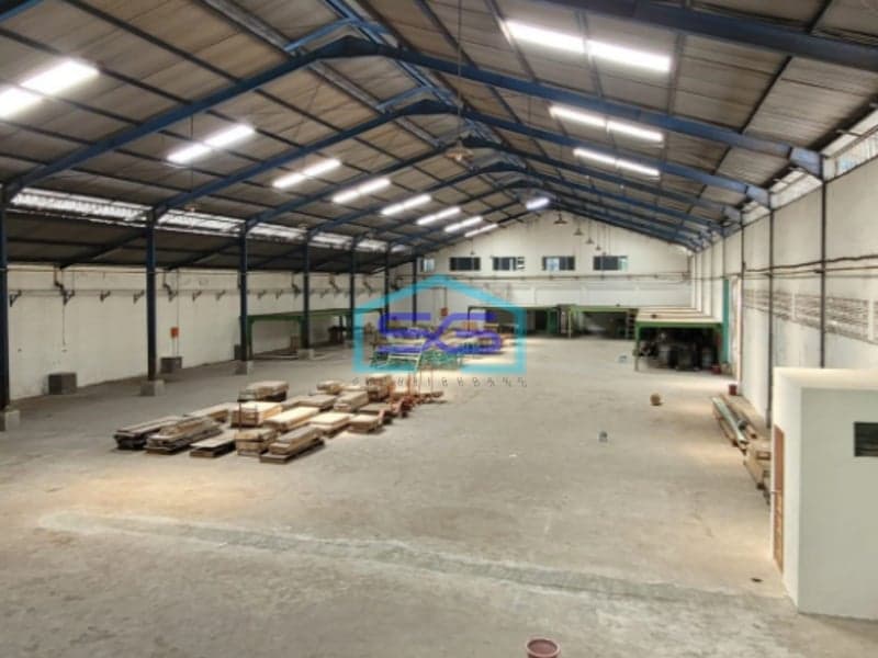 Disewakan Gudang di Margomulyo Surabaya Luas Bangunan 2500 m²