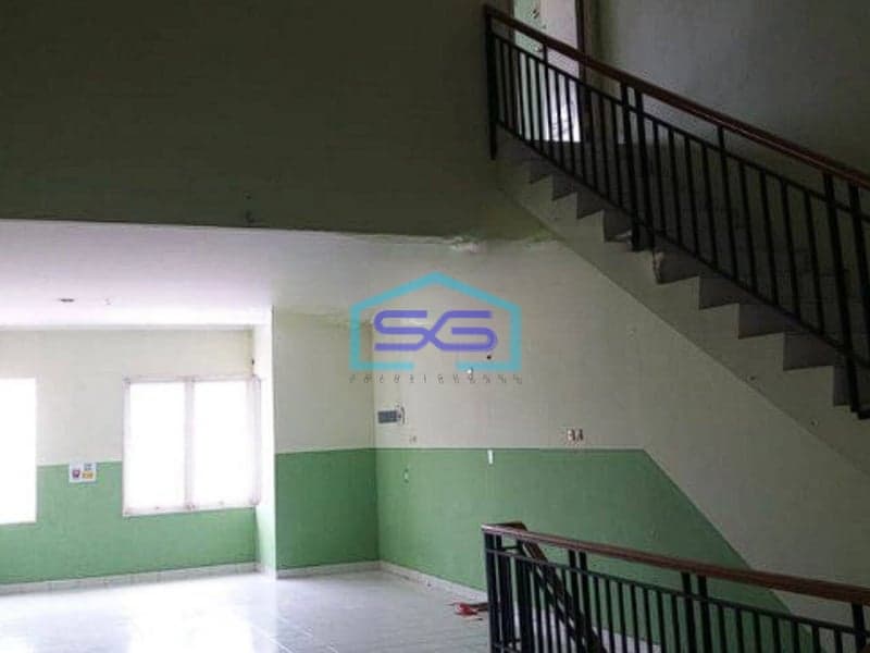 Disewakan Ruko 2.5 Lantai di Poris Paradise Ekslusif, Cipondoh, Tangerang  LB 160m2
