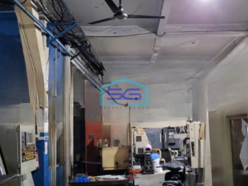 Dijual Ruang Usaha Luas Tanah 537 m² Lokasi Strategis di Cengkareng Jakarta Barat