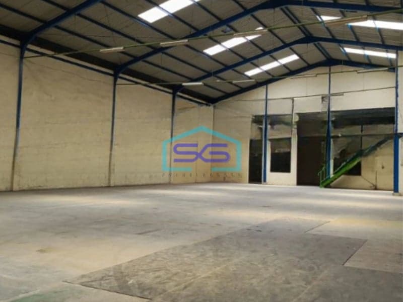 Disewakan Gudang Ada Kantor Luas Bangunan 720 m2 Lokasi Karawaci Tangerang