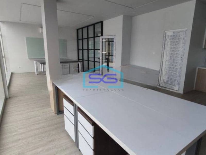 Dijual Gudang 2 Lantai + Kantor 4 Lantai Nego Sampai Jadi di Jakarta Barat Akses Kontainer