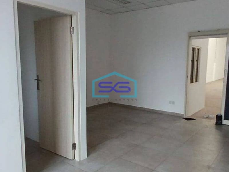 Disewakan Gudang di Kawasan Sentral Margomulyo Permai Surabaya LB 468m2 Baru SHM