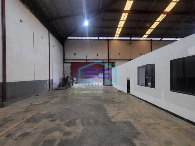 Disewakan Gudang Modern Dekat Bandara Soetta Tangerang LT 2208m2 Loading Dock Bebas Kuli