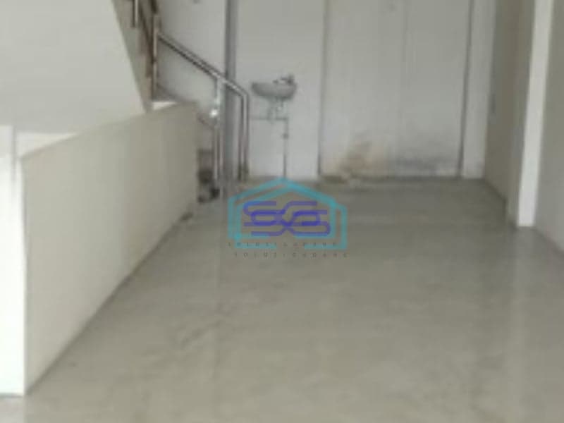 Disewakan Ruko Siap Pakai Luas Bangunan 190 m² di Jembatan Lima Jakarta Barat