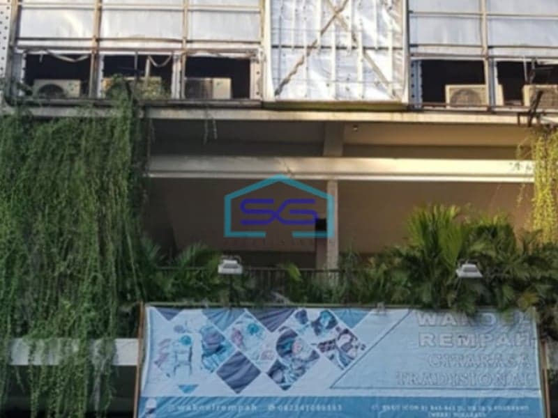 Disewakan Ruko Luas Bangunan  290 m² Lokasi Rungkut Surabaya
