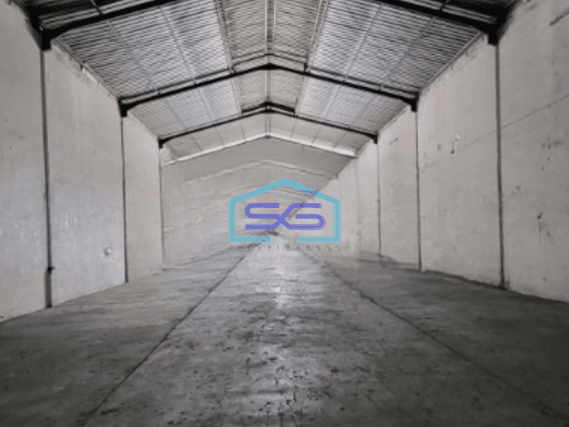 Disewakan Gudang Lokasi Bebas Banjir Luas Tanah 429 m² di Kalideres Jakarta Barat