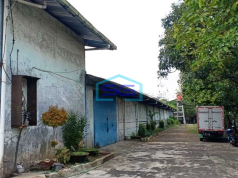 Dijual Tanah Harga Terjangkau Ada Gudang Tua, Hitung Tanah Saja di Batu Ceper Tangerang